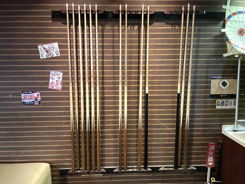 「ビリヤード 漫画喫茶」の画像